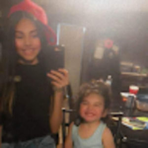 Meet your Posher, Lia day